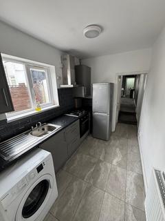 3 bedroom terraced house to rent, Westbury Road, Edgbaston, Birmingham, West Midlands, B17 8HY