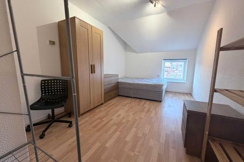 1 bedroom flat to rent, Old Lansdowne Road, Manchester