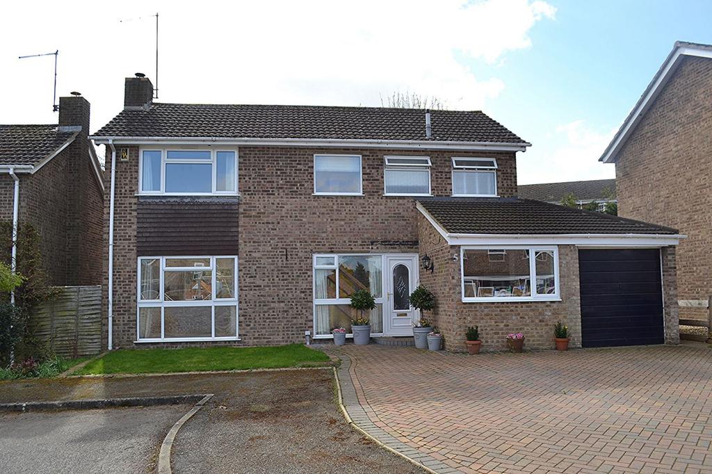 Orchard Close, Milton Malsor, Northampton NN7 3AY 4 bed detached house