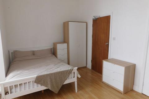 1 bedroom in a house share to rent, Broomhill Road, Nottingham