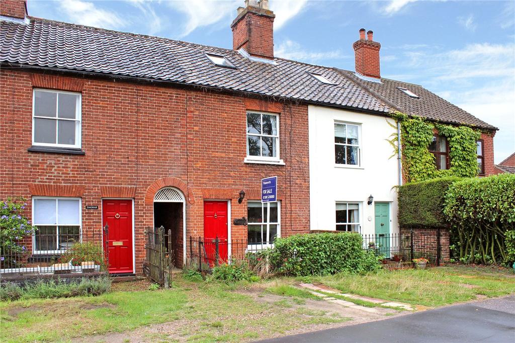 The Common, Mulbarton, Norwich, Norfolk, NR14 3 bed terraced house £