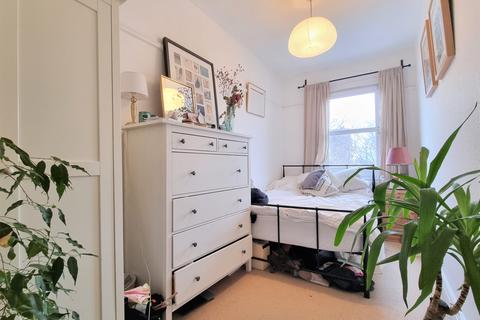 2 bedroom flat to rent, East Dulwich Road, London, SE22