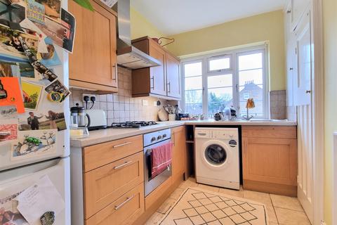 2 bedroom flat to rent, East Dulwich Road, London, SE22