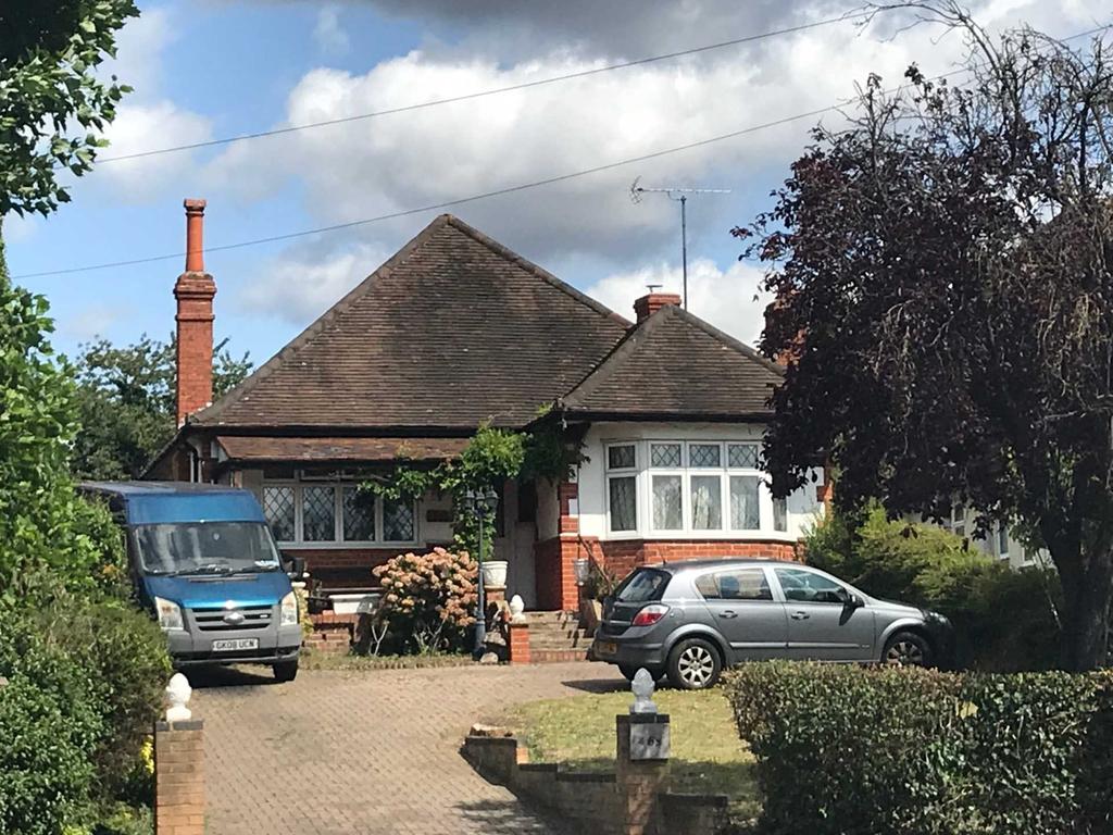 Wokingham Road, Earley 4 bed bungalow £600,000