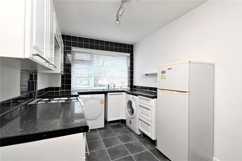 2 bedroom maisonette to rent, Wilton Place, Basingstoke, Hampshire, RG21