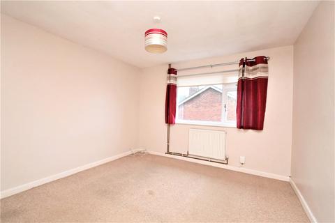 2 bedroom maisonette to rent, Wilton Place, Basingstoke, Hampshire, RG21