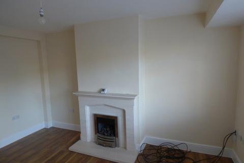 3 bedroom terraced house to rent, Cypress Drive, Chelmsford CM2