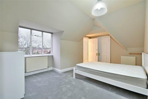 3 bedroom flat to rent, Willesden Lane, Willesden Green, NW2
