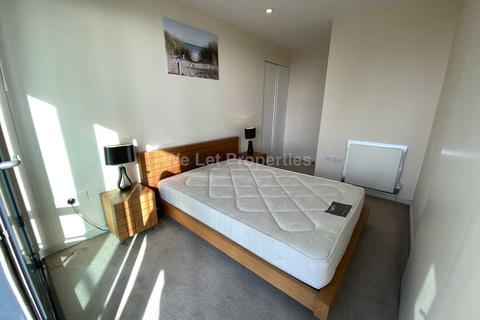 1 bedroom apartment to rent, Deansgate, Manchester M3