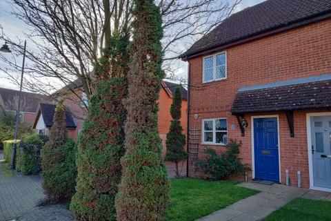 2 bedroom house to rent, KINGS HILL, KENT