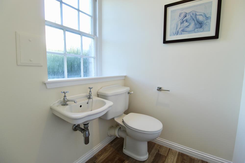 Cloakroom WC