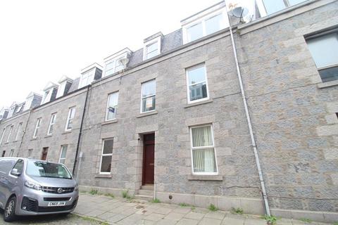 2 bedroom flat to rent, Ashvale Place, Aberdeen, AB10