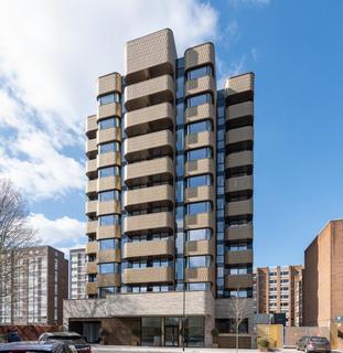 2 bedroom apartment to rent, Lodge Road, London NW8