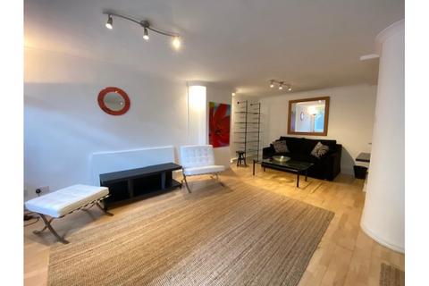 4 bedroom flat to rent, Buchanan Gardens, Kensal Green NW10