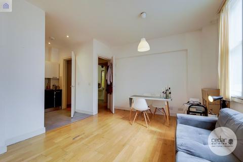 2 bedroom flat to rent, Central Buildings, Peckham SE15