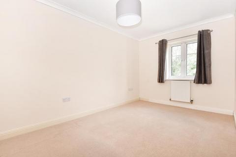 3 bedroom semi-detached house to rent, High Wycombe,  Buckinghamshire,  HP13