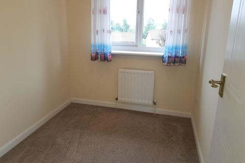 3 bedroom semi-detached house to rent, Drummond Way, Newton Mearns