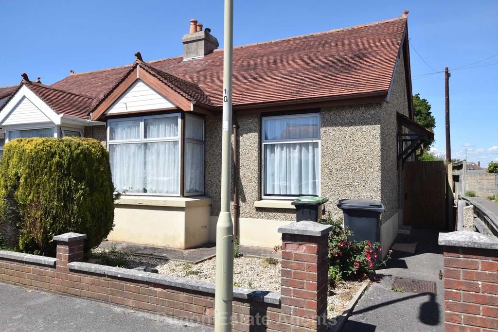 Southcroft Road, Gosport 2 bed semidetached bungalow £199,950