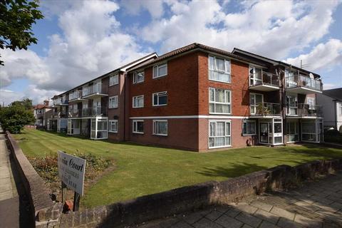 2 bedroom apartment to rent, Sonia Court, Whitchurch Lane, Edgware