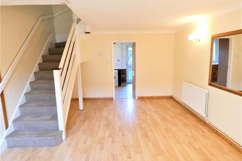 2 bedroom terraced house to rent, Aldbury Close in Jersey Farm
