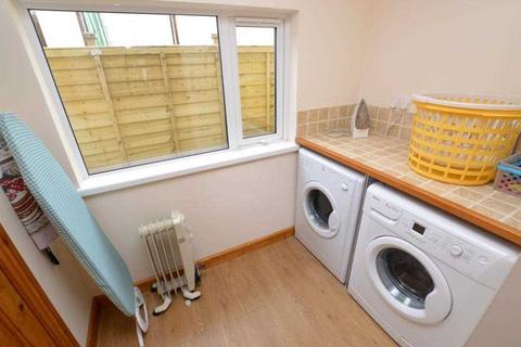 4 bedroom terraced house to rent, Hillside Avenue, Plymouth