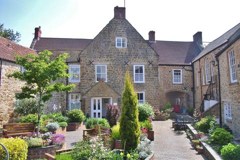 2 bedroom retirement property for sale - Victoria Court, Silver Street, Ilminster, Somerset, TA19