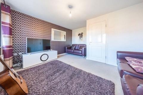 4 bedroom house to rent, Phoenix Place, Warrington