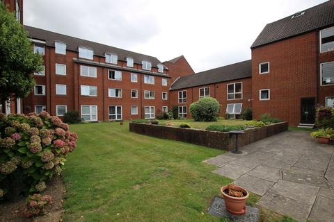 1 bedroom sheltered housing to rent, Hulbert Road, Waterlooville PO7