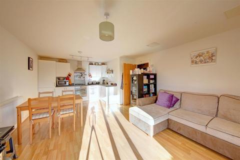 1 bedroom flat to rent, St. Georges Grove, London