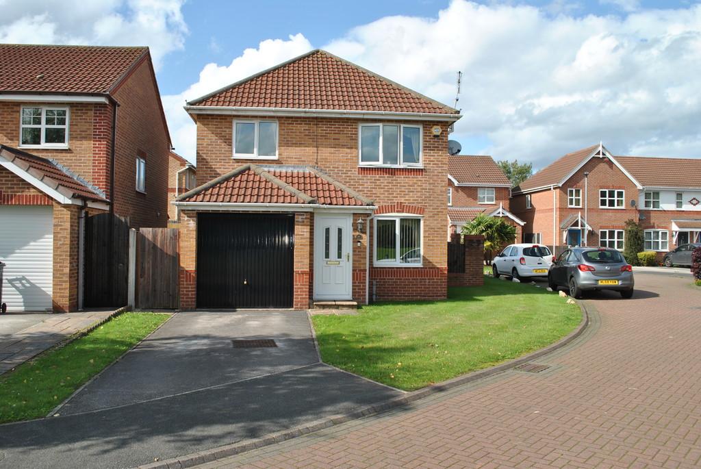 Rosewood Drive, Winsford 3 bed detached house £185,000