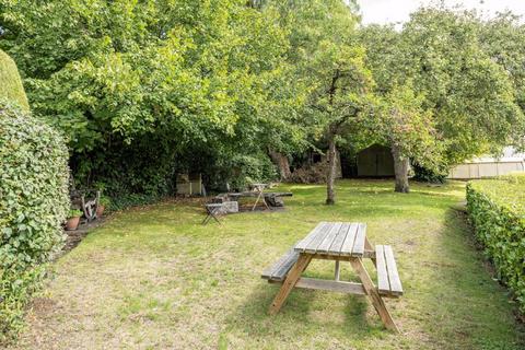 undefined, Posting House, Tring Station