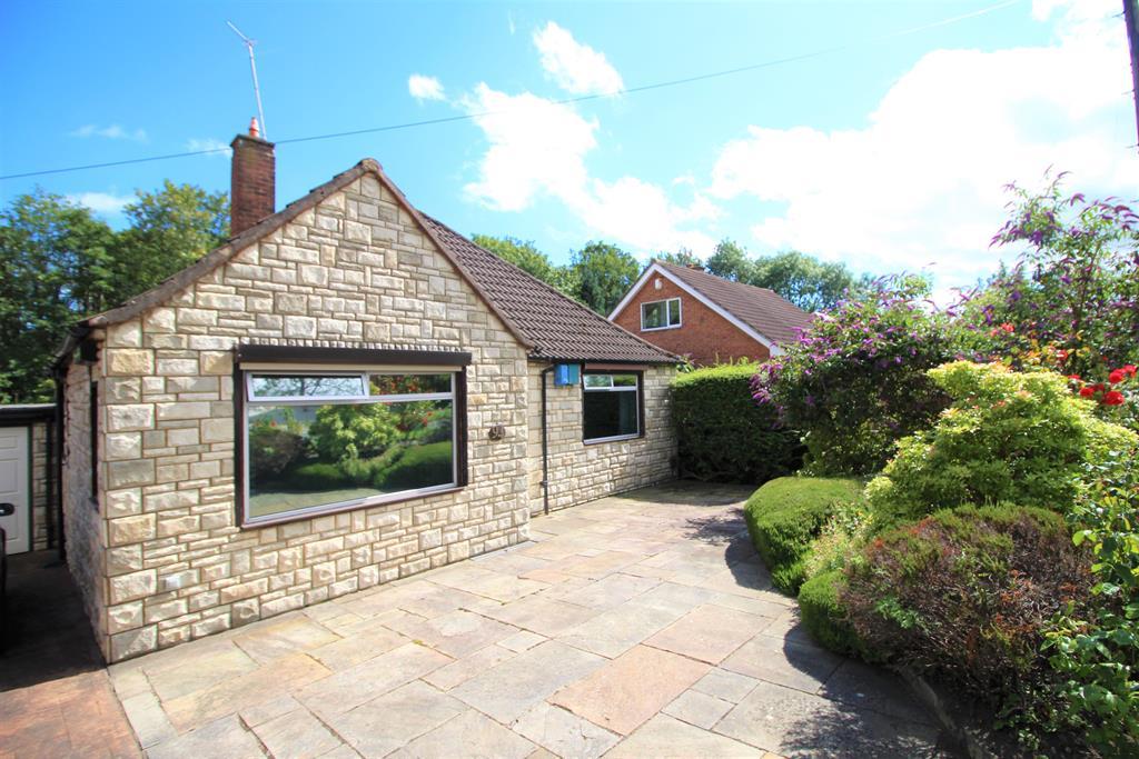 Blackcarr Road, Manchester, M23 1PN 2 bed detached bungalow £240,000