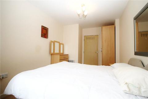 2 bedroom apartment to rent, Oriental Road, Woking, GU22