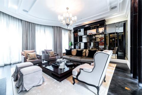 Knightsbridge, London