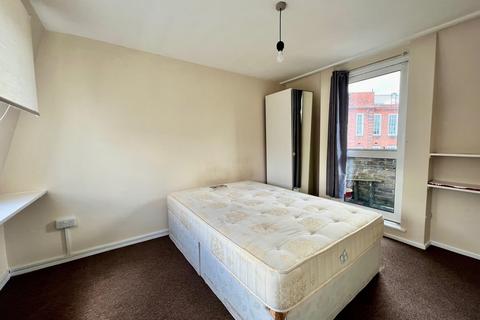 3 bedroom terraced house to rent, Starcross Street, Euston