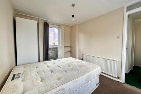3 bedroom terraced house to rent, Starcross Street, Euston