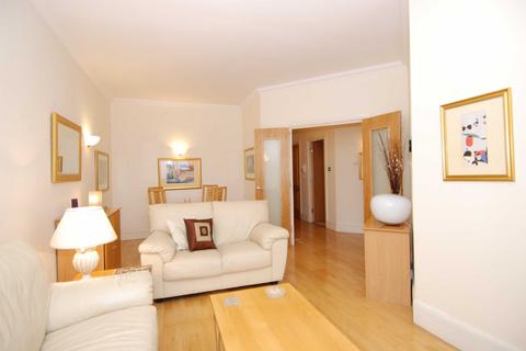 2 bedroom apartment to rent, Belvedere Road, London, SE1