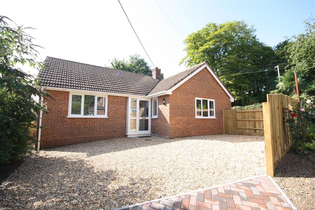 WALTHAM 2 bed bungalow £347,500