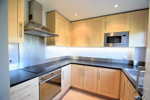 2 bedroom apartment to rent, Rothschild Road, W4