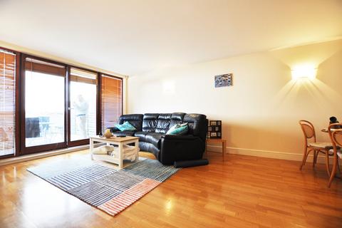 2 bedroom ground floor flat to rent, Assam St, London E1