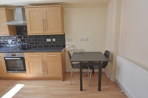 2 bedroom apartment to rent, Burns Street, Arboretum