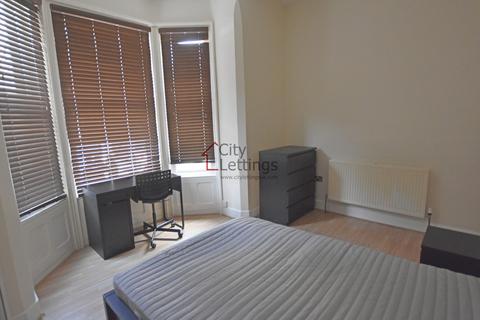 2 bedroom apartment to rent, Burns Street, Arboretum