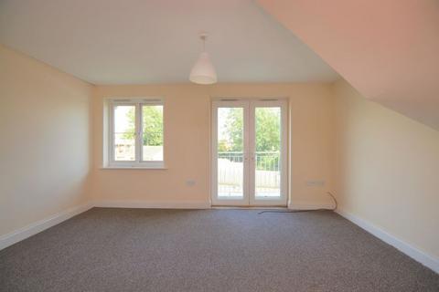 2 bedroom apartment to rent, Telford Drive, Slough