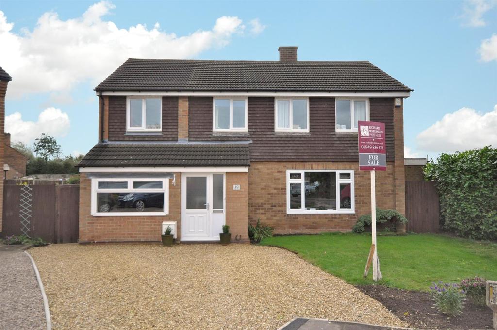 Fields Drive, Aslockton, Nottingham 4 bed detached house £379,950