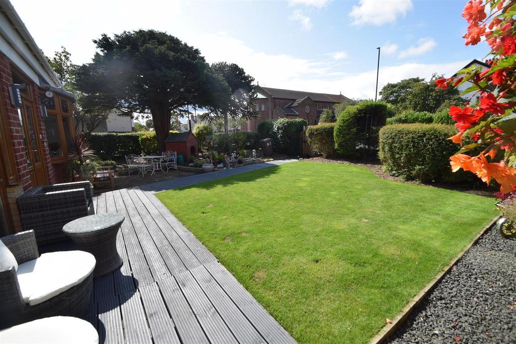 Claremont Road, Whitley Bay 4 bed link detached house £575,000