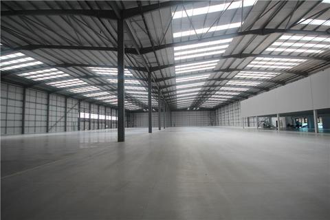 Industrial unit to rent - Sixways Park, Jct 6 M5 Motorway, Worcester, Worcestershire, WR4 0AB