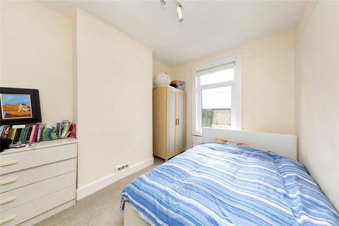 2 bedroom terraced house to rent, Manor Grove, Richmond, TW9