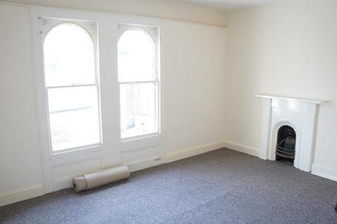 1 bedroom flat to rent, 1 Exeter Street, Launceston PL15