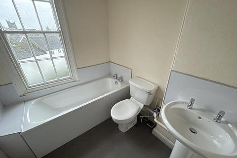 1 bedroom flat to rent, 1 Exeter Street, Launceston PL15