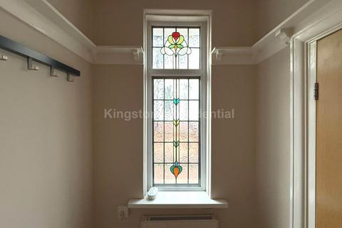 4 bedroom semi-detached house to rent, Barons Court Road, Cardiff CF23
